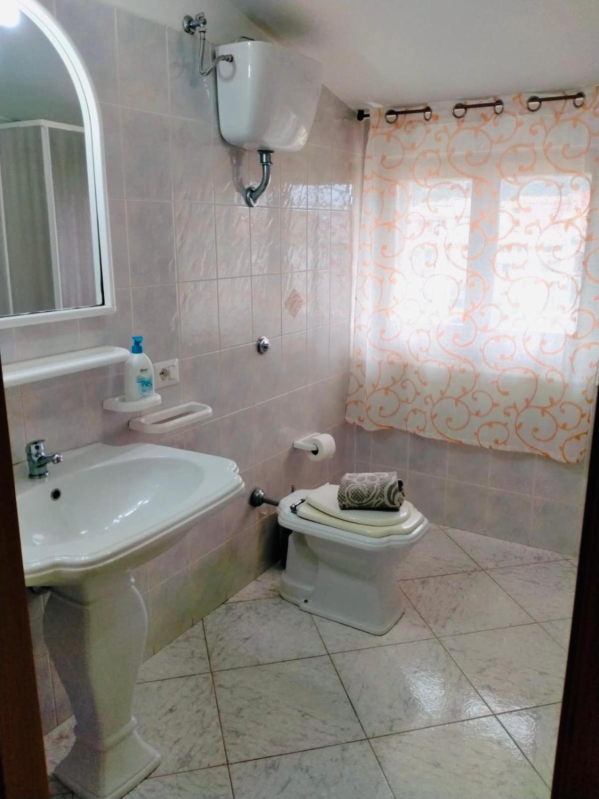 Il Narciso Apartment Bosa Ngoại thất bức ảnh